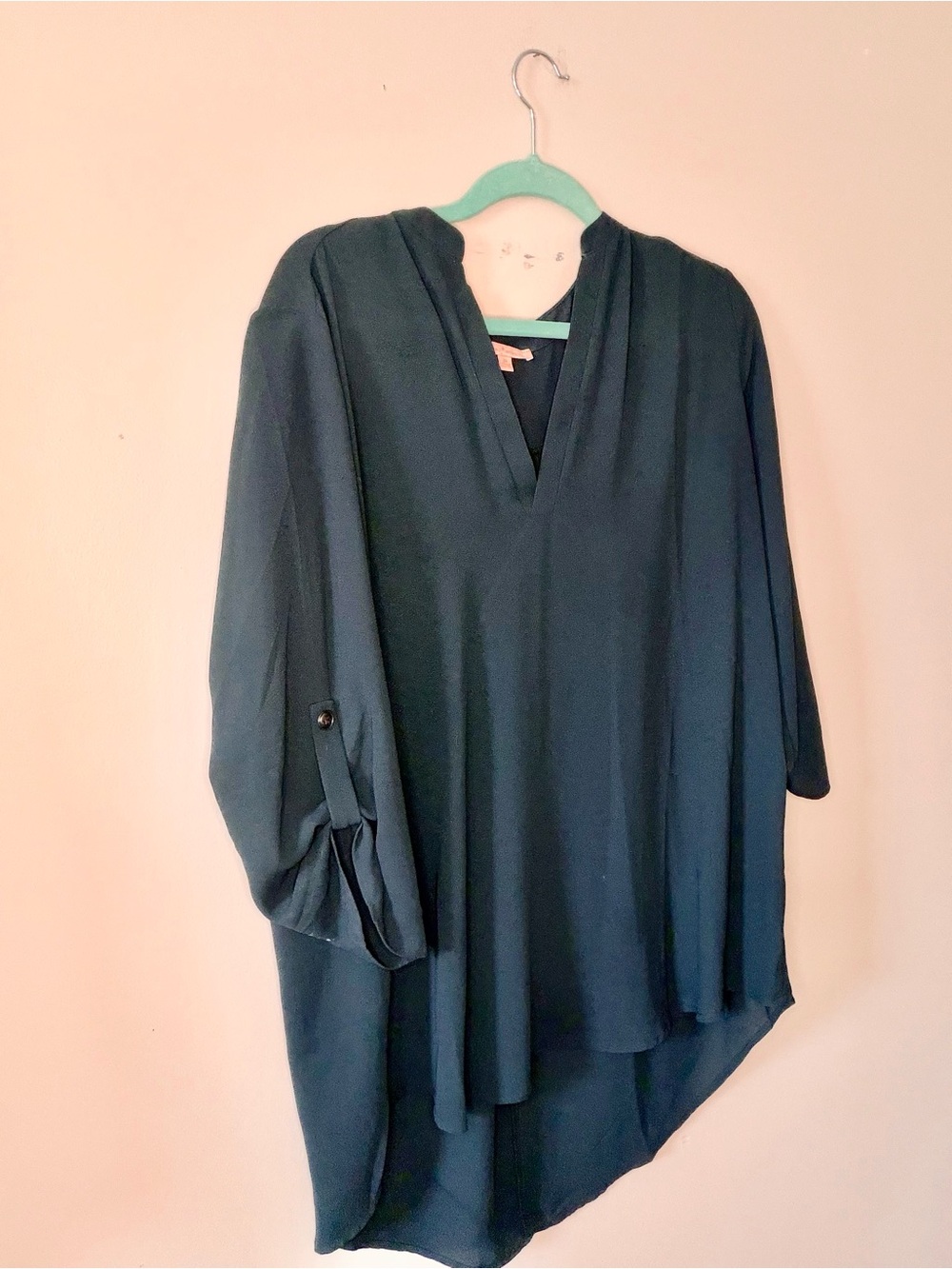 Gibson Latimer Teal V-Neck Roll-Tab Tunic